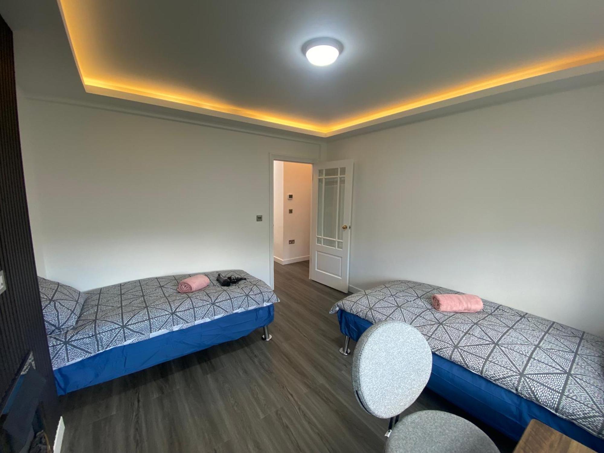 2 Bedroom Flat