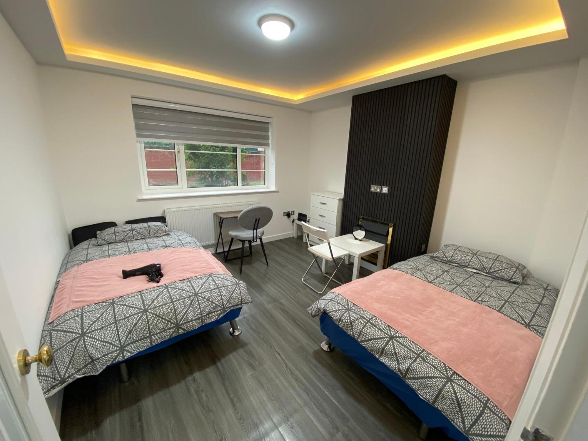 2 Bedroom Flat